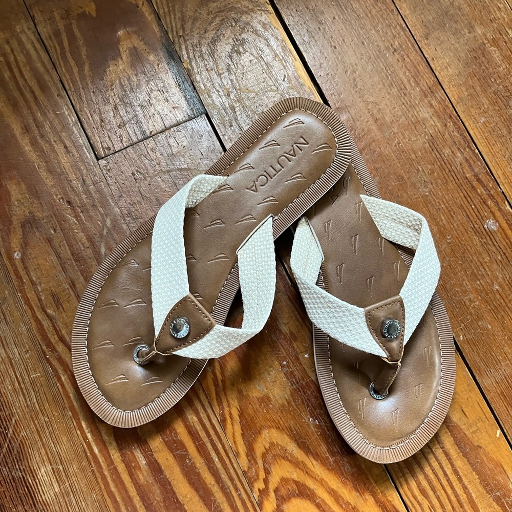 Nautica Brown Footbed Flip Flops with Cream Woven Straps